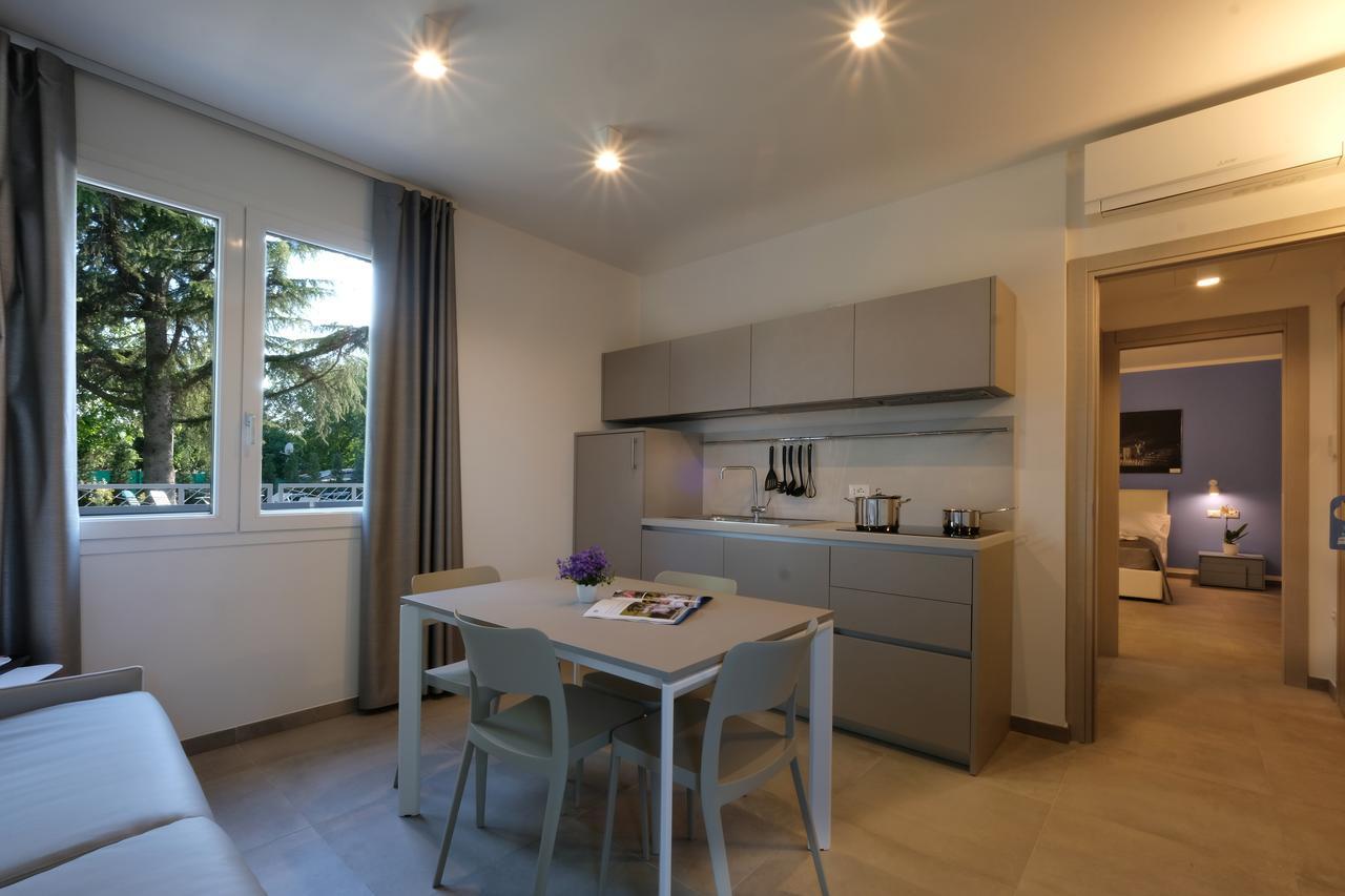 Relais Villa Clodia Lazise Exteriör bild