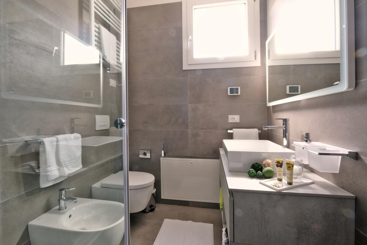 Relais Villa Clodia Lazise Exteriör bild